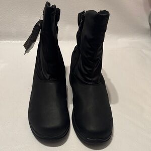 Totes Women's Black Ankle Boots